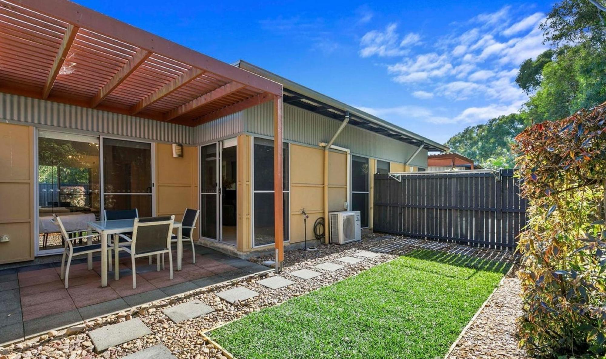 Quarterdecks Retreat Villa Urangan Eksteriør billede